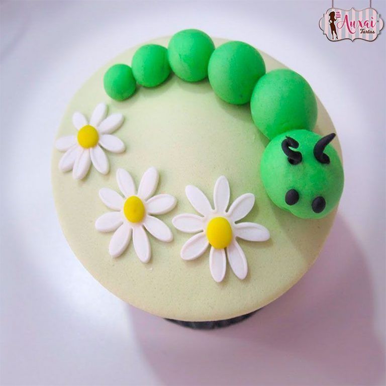 Cupcake gusanito de fondant