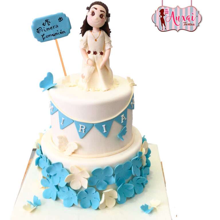 Tarta de comunión niña banderines