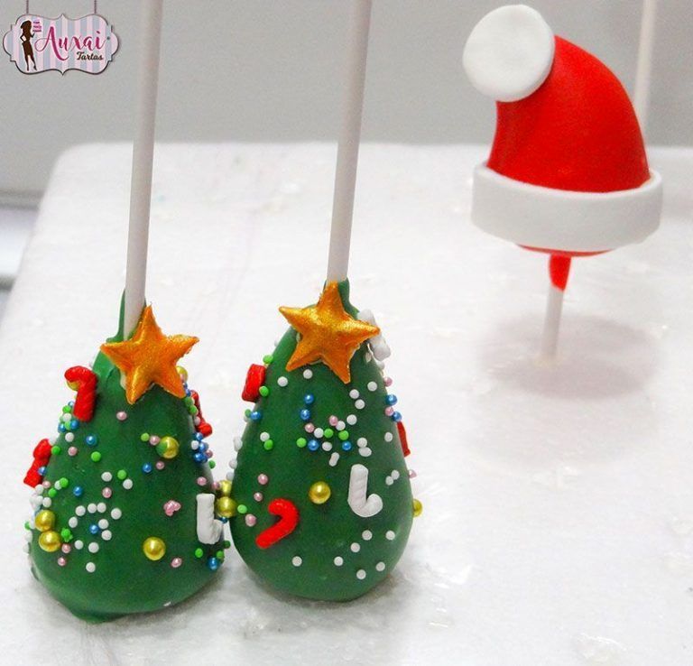 Cakepos gorros y árboles de navidad