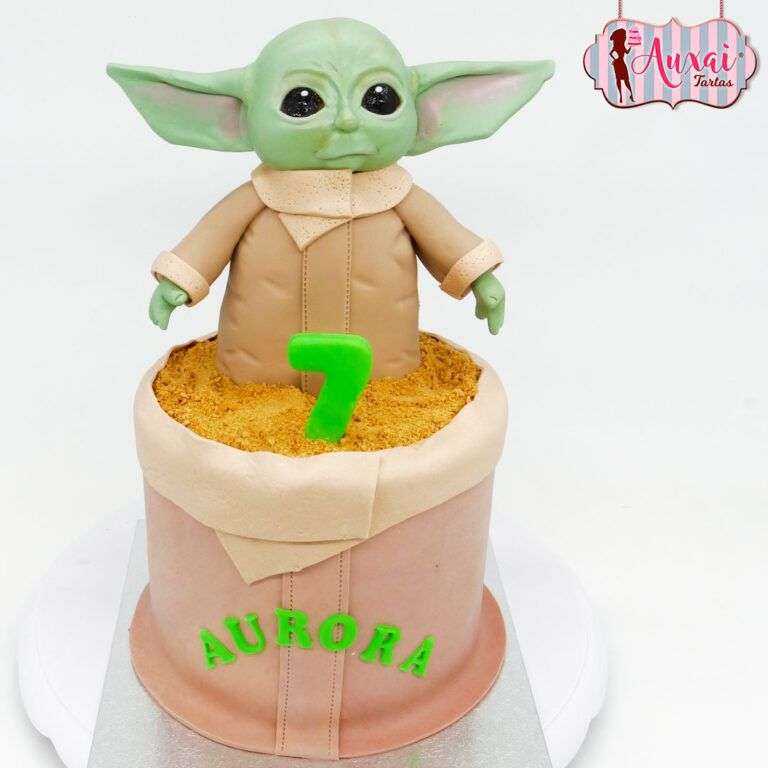 Tarta Baby Yoda Star Wars
