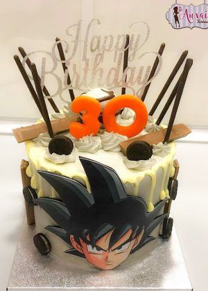 Tarta drip cake bola de dragón dragon ball sin fondant pastel personalizado Madrid