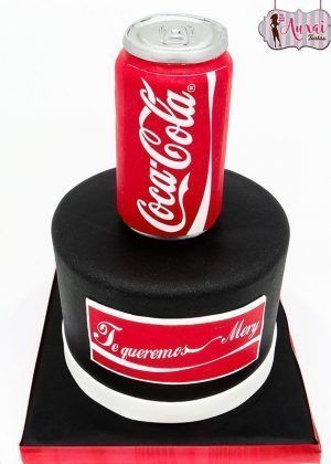 Tarta lata de Coca Cola