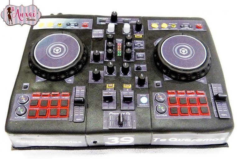 Tarta mesa DJ