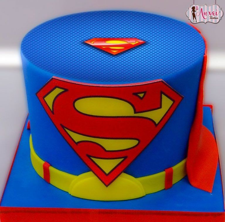 Tarta Superman papel de azúcar