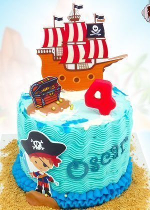 Tarta barco pirata y tesoro papel de azúcar