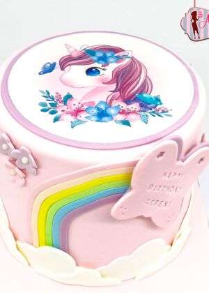 Tarta unicornio papel de azúcar personalizada en Madrid