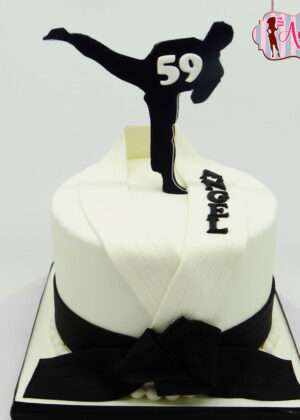 Tarta karate papel de azúcar