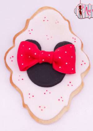 Galleta Disney Minnie con lazo rojo