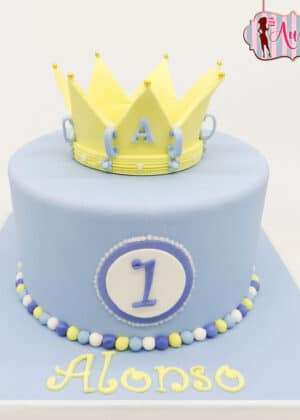 Tarta 1 año para niño con corona