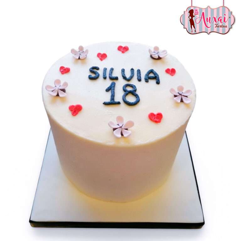 Tarta 18 años con corazones