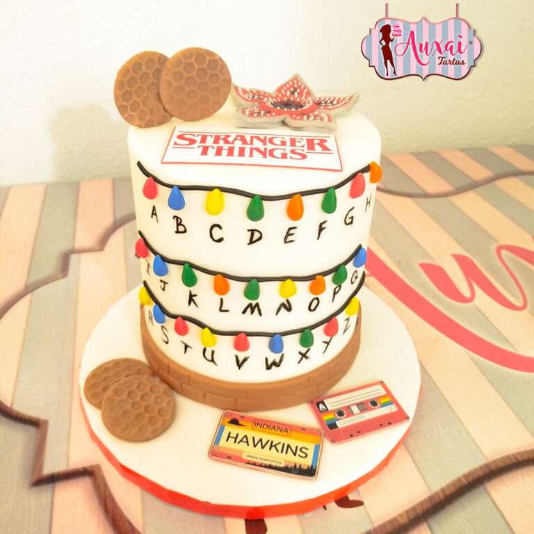 Tarta Stranger Things personalizada