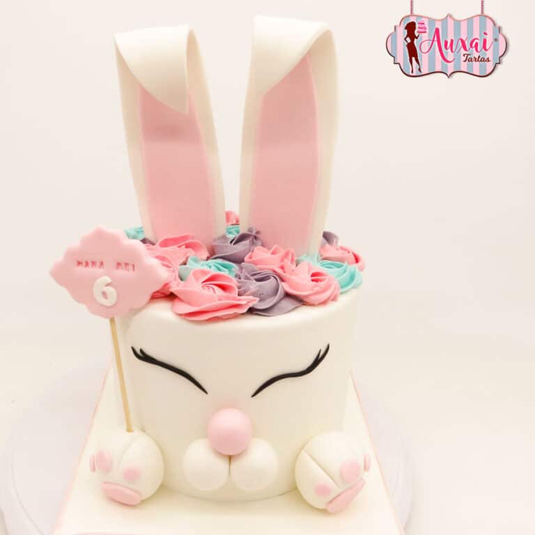 Tarta Infantil Conejito de Ensueño en Tonos Pastel