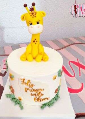 Tarta animales jirafa bebé