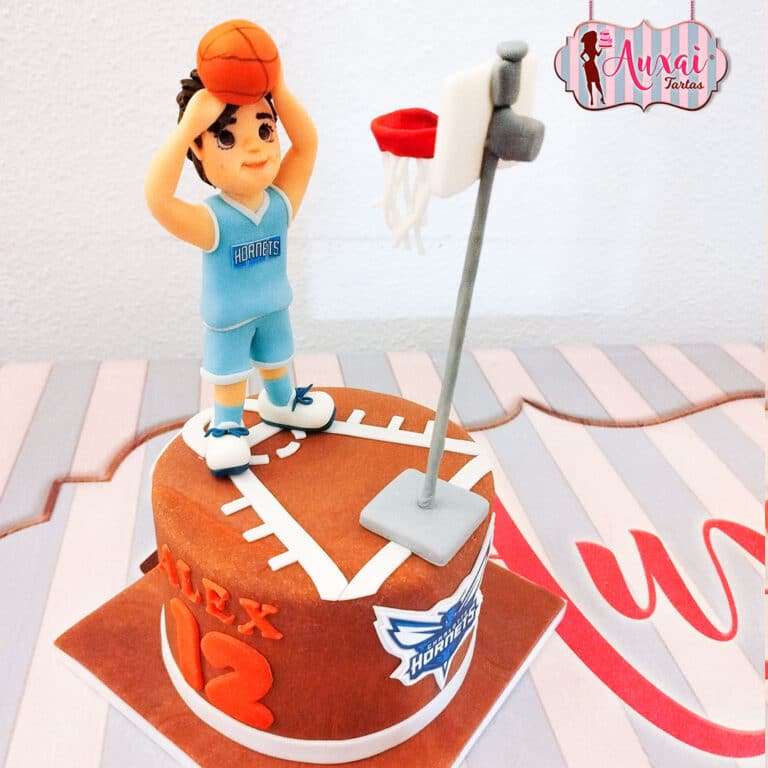 Tarta Infantil de Baloncesto Hornets