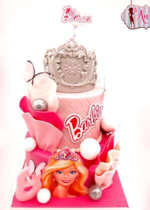 Tarta corona Barbie