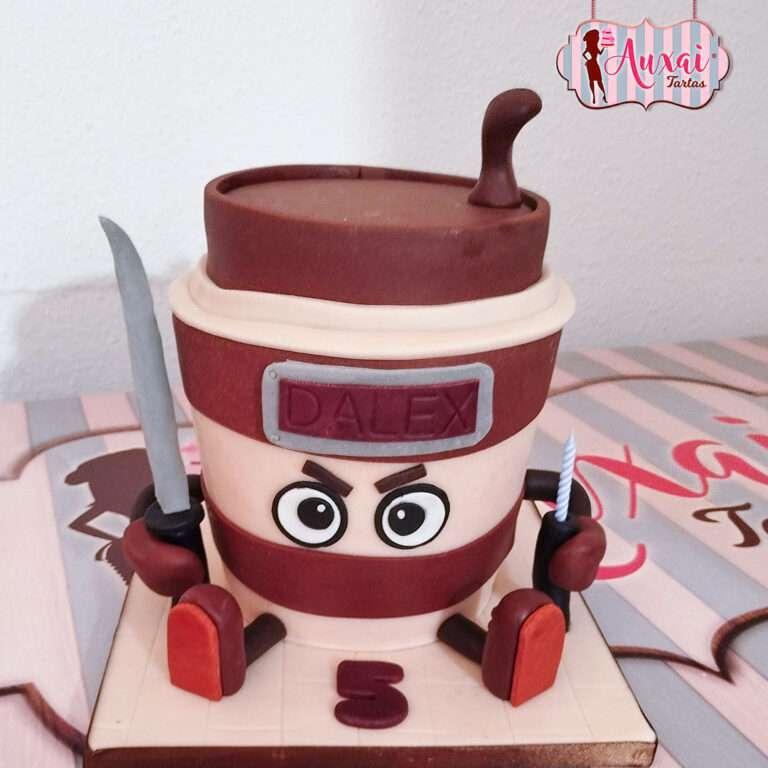Tarta Infantil Capuchino Guerrero de Diseño