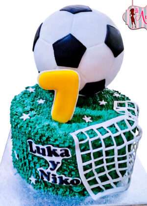 Tarta fútbol balón y red