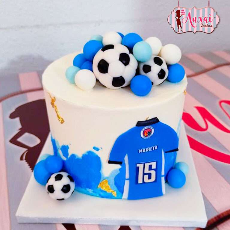 Tarta fútbol camiseta y balones