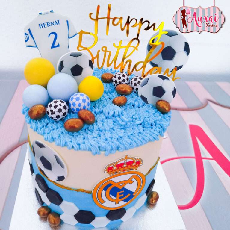 Tarta fútbol Real Madrid balones de chocolate
