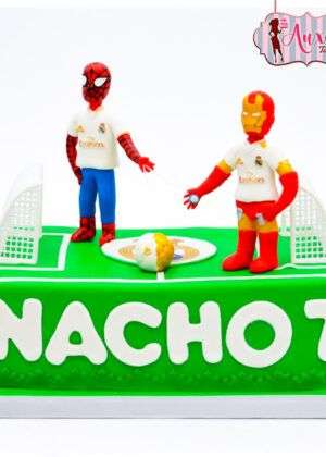 Tarta fútbol y super héroes