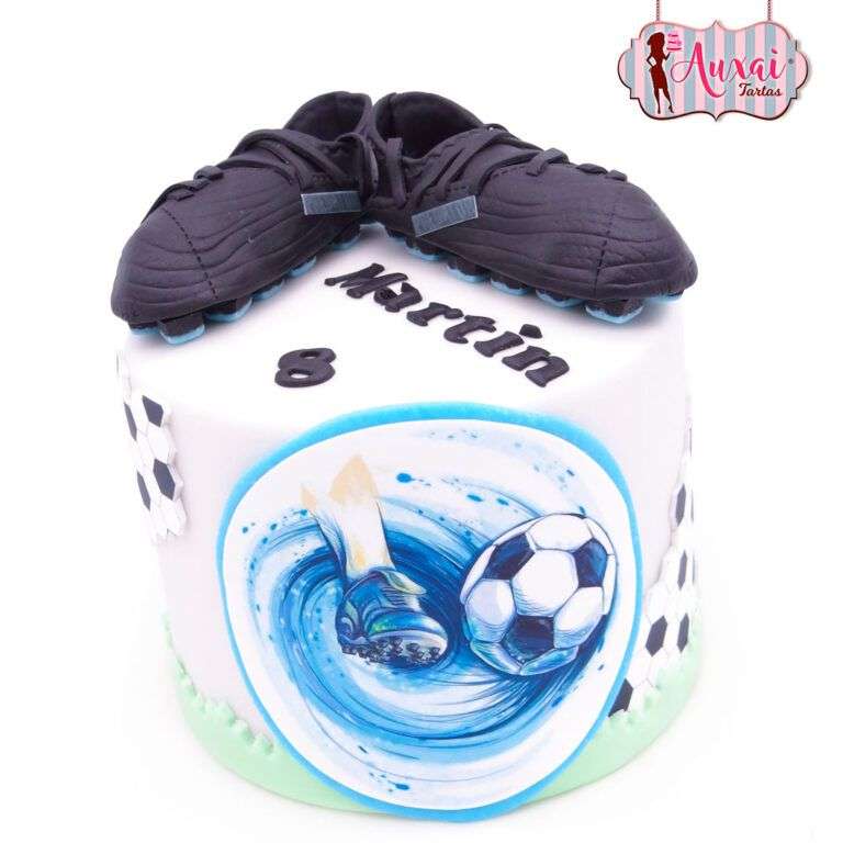 Tarta Infantil de Fútbol con Botas Modeladas