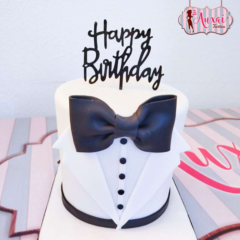 Tarta hombre pajarita negra