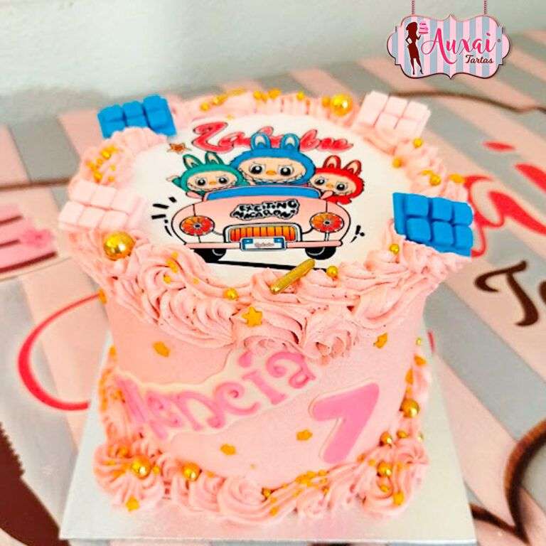 Tarta Labubu