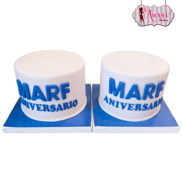Tarta logo de empresa en fondant