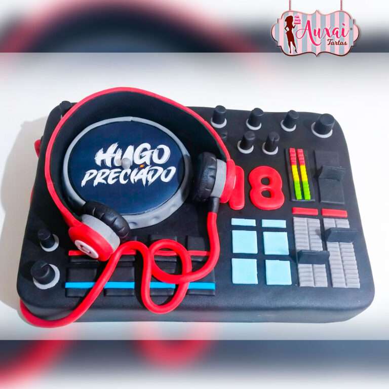 Tarta de Cumpleaños Mesa de Mezclas DJ