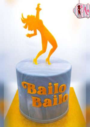 Tarta musical Bailo Bailo Raffaella Carrá