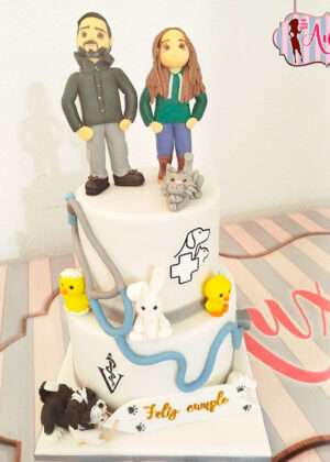 Tarta cumpleaños pareja de veterinarios