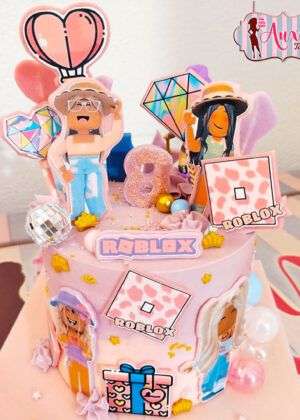 Tarta Roblox niña