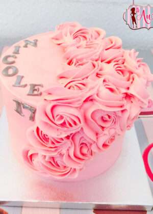 Tarta buttercream cascada de rosetones