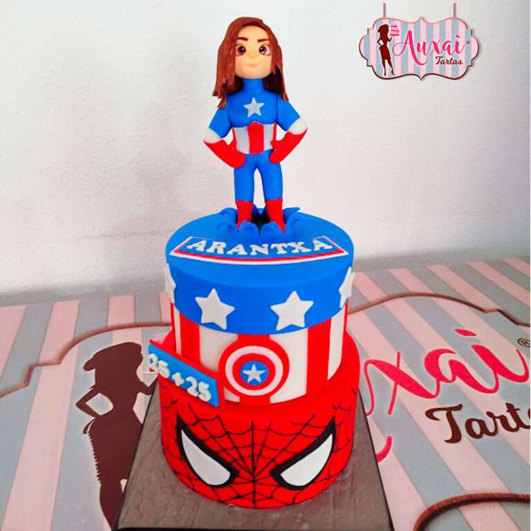 Tarta de Superhéroes Capitana América y Spider-Man