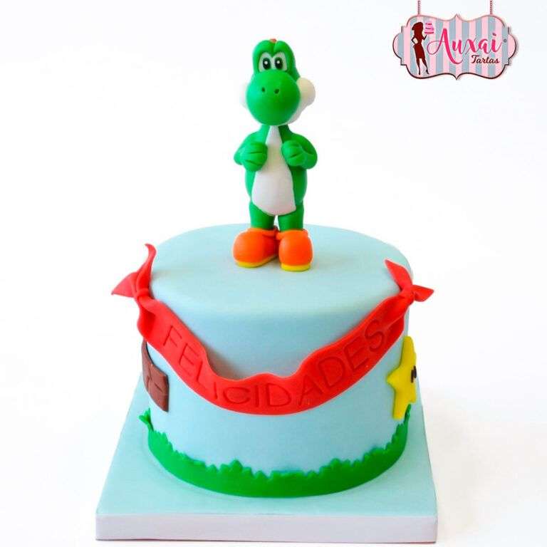Tarta Fondant Yoshi de Diseño